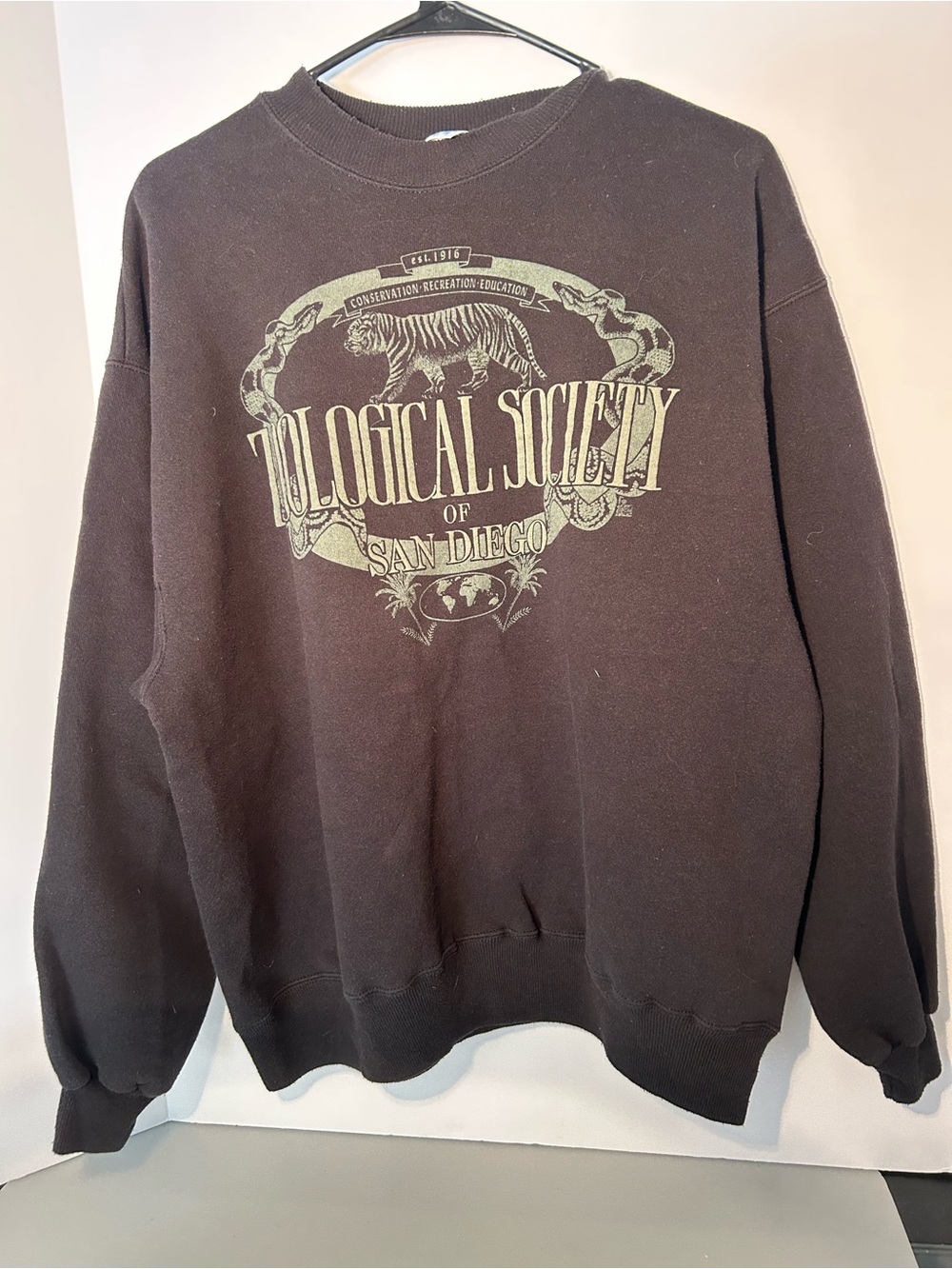 Zoological Society Of San Diego Black Crewneck Sweatshirt View 5